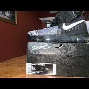 Brand New Nike Kevin Durant Basketball shoes!!!!